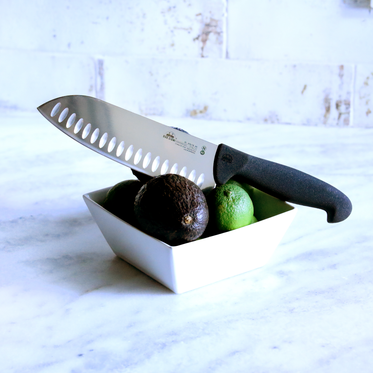 due-cigni-classica-santokumesser-18-cm-kullen-schwarzer-griff image 2